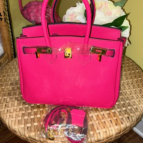 Ladie’s Satchel Handbag - Picture 14 of 15